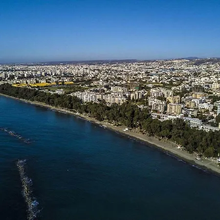 Pecora Court - Near Beach, Lovely 2 Bedroom דירה לימסול